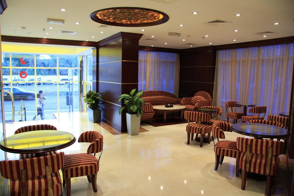 Trianon Royal Hotel Abu Dhabi Exterior photo