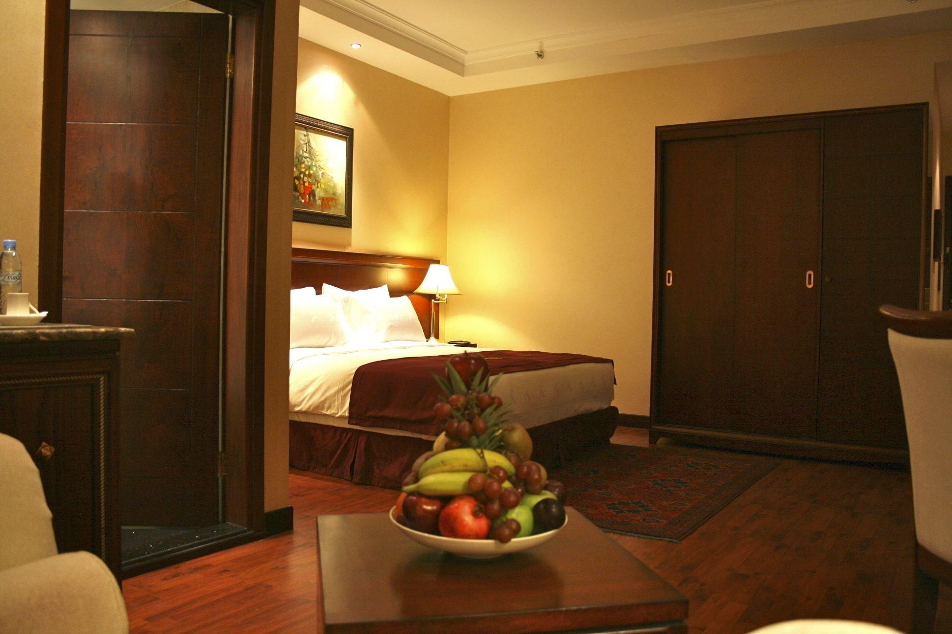 Trianon Royal Hotel Abu Dhabi Exterior photo