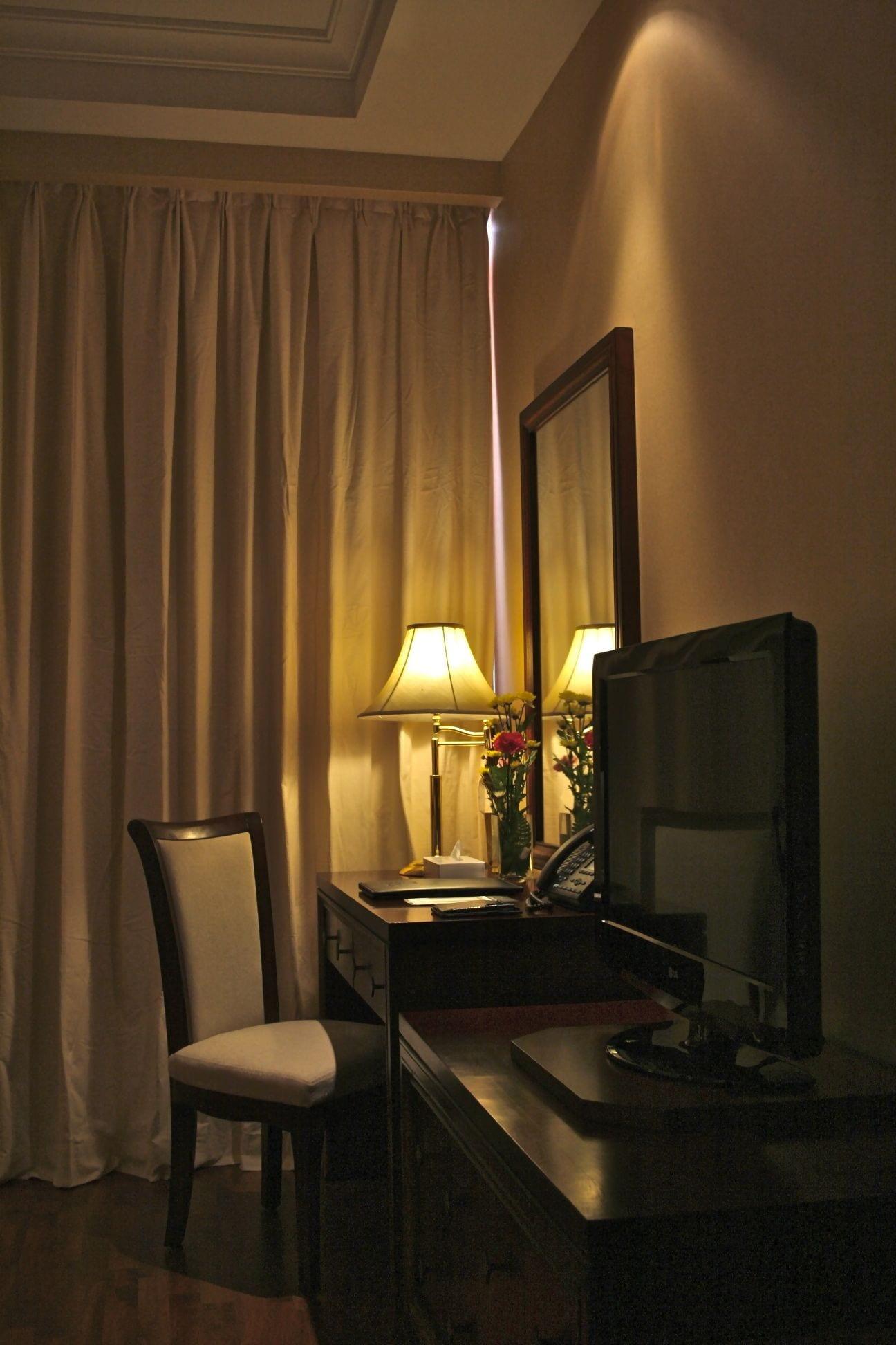 Trianon Royal Hotel Abu Dhabi Exterior photo