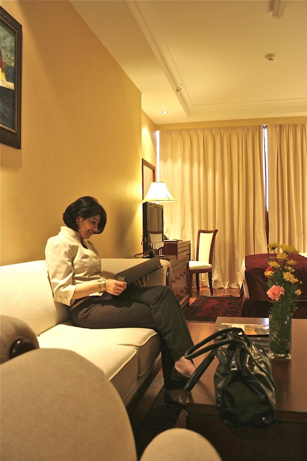 Trianon Royal Hotel Abu Dhabi Exterior photo