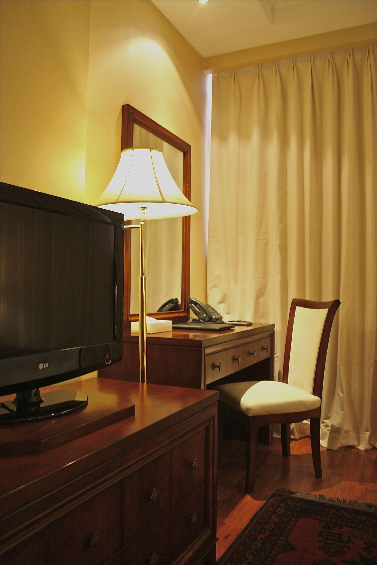Trianon Royal Hotel Abu Dhabi Exterior photo